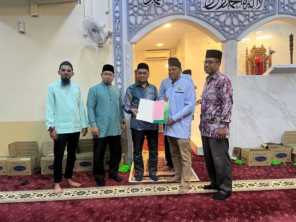 Majlis Khatam Al-Quran dan Majlis Penyerahan Watikah anjuran Masjid Jamek Perangin